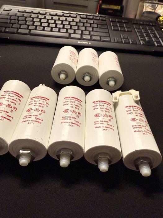 Кондензатор 9 micro F, 12.5 micro F