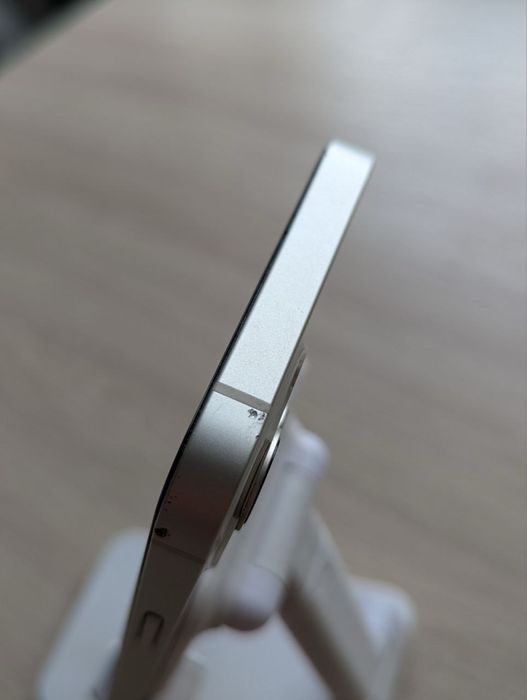 IPhone 13   128ГБ