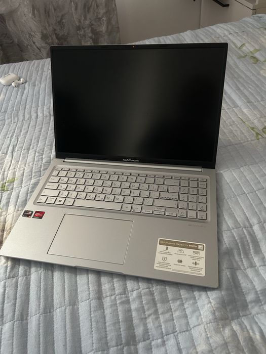 Ноутбук ASUS vivobook