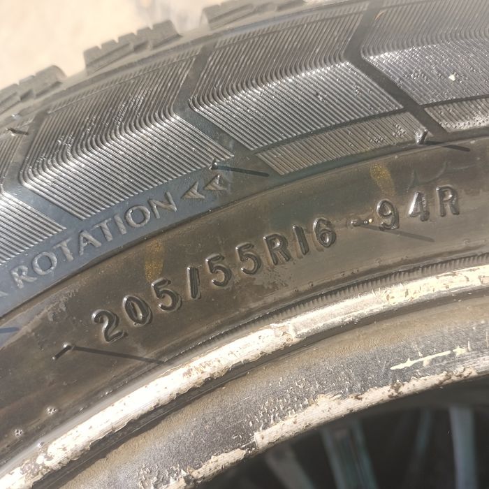 Продам шины Б/У хорошом состояние