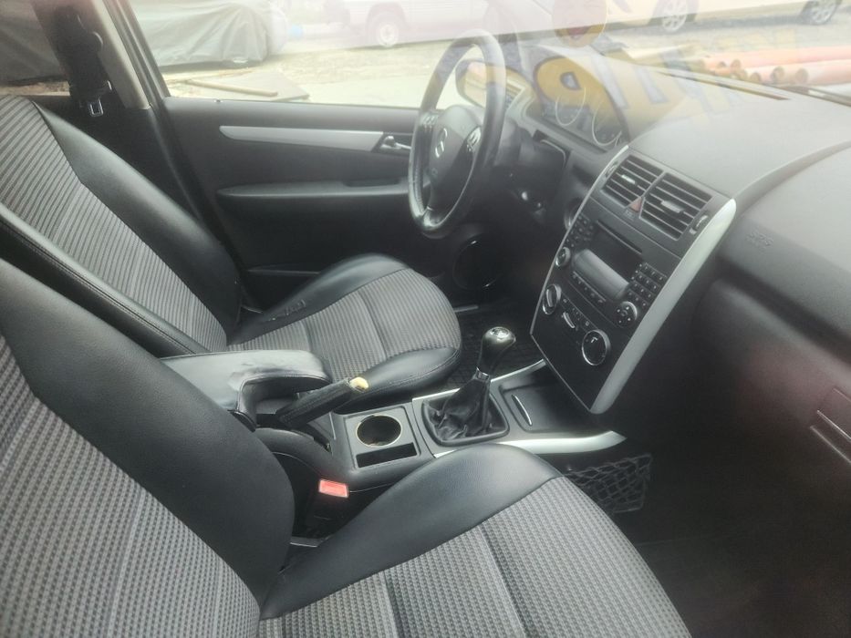 Мерцедес а180 2.0d