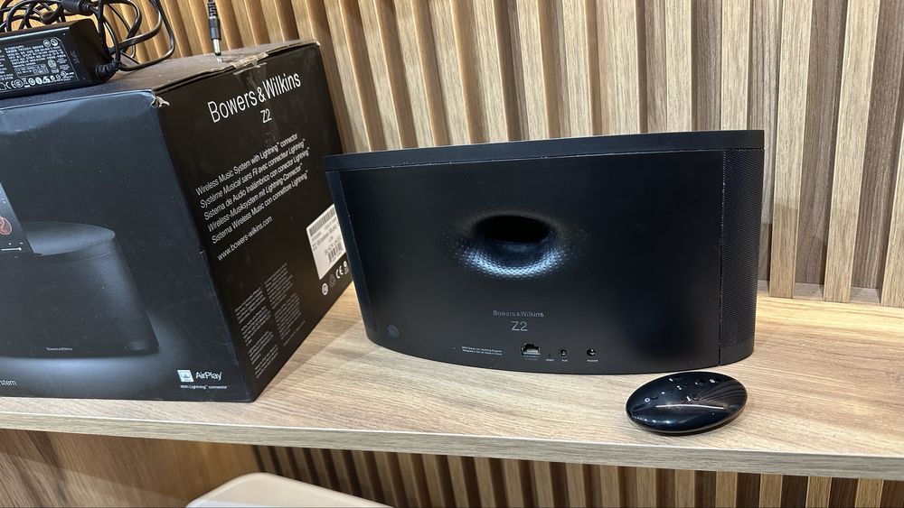 Bowers & Wilkins Zeppelin Mini 2 (Z2) колона + Bluetooth