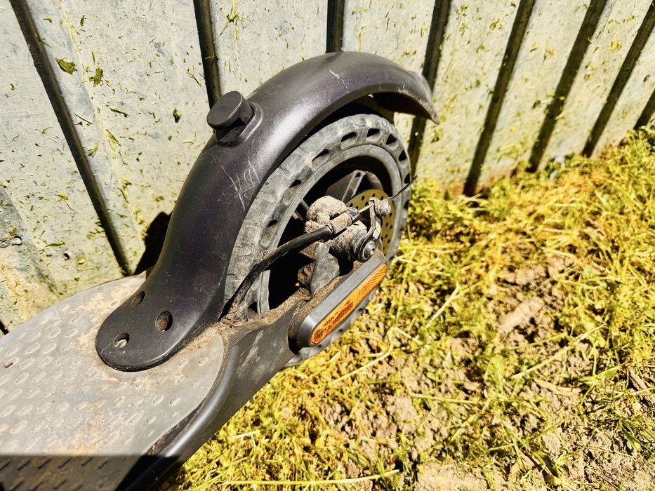 Trotineta xiaomi defecta pentru piese !