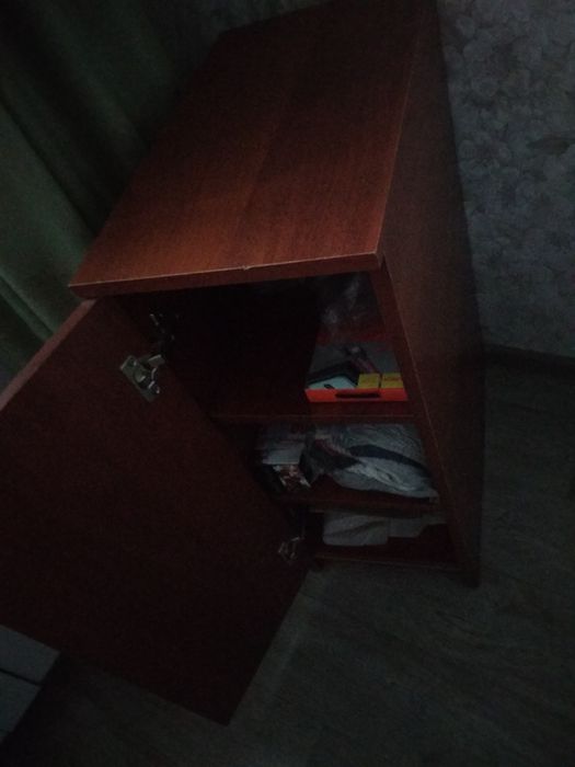 Продам тумбочку 8000 тенге