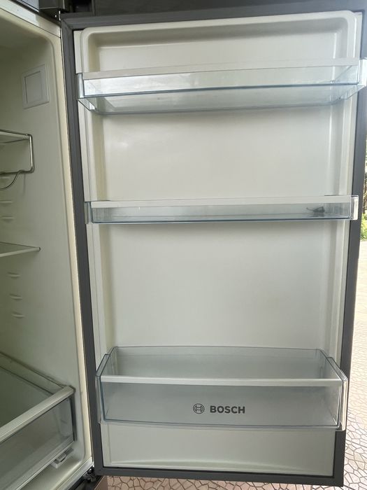 Холодильник BOSCH
