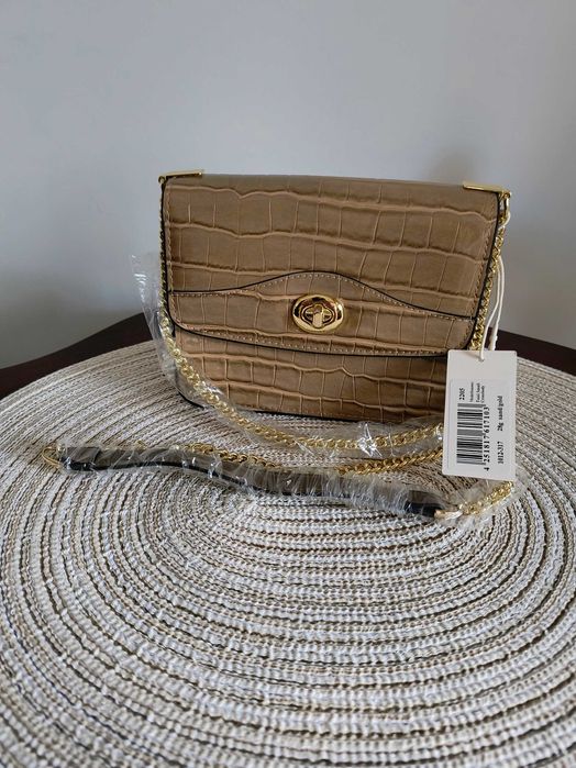 Poșetă Seidenfelt Manufaktur – Tuuli Small Crossbody în nuanța Sand/Gold.