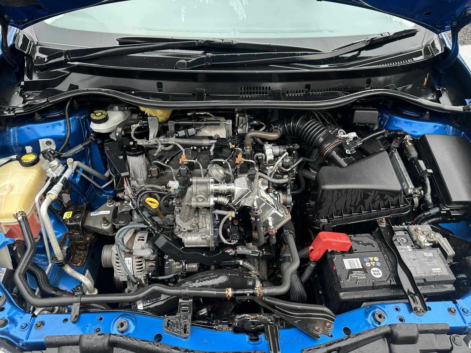 НА ЧАСТИ Toyota Auris  1. 4 D-4D, 90 , дизел, 2015г година