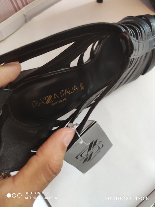 Босоножки дизайнерские