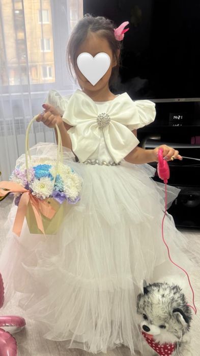 Продается белое платье