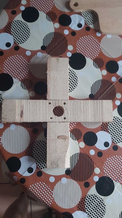 Стойка Кръстачка за Елха