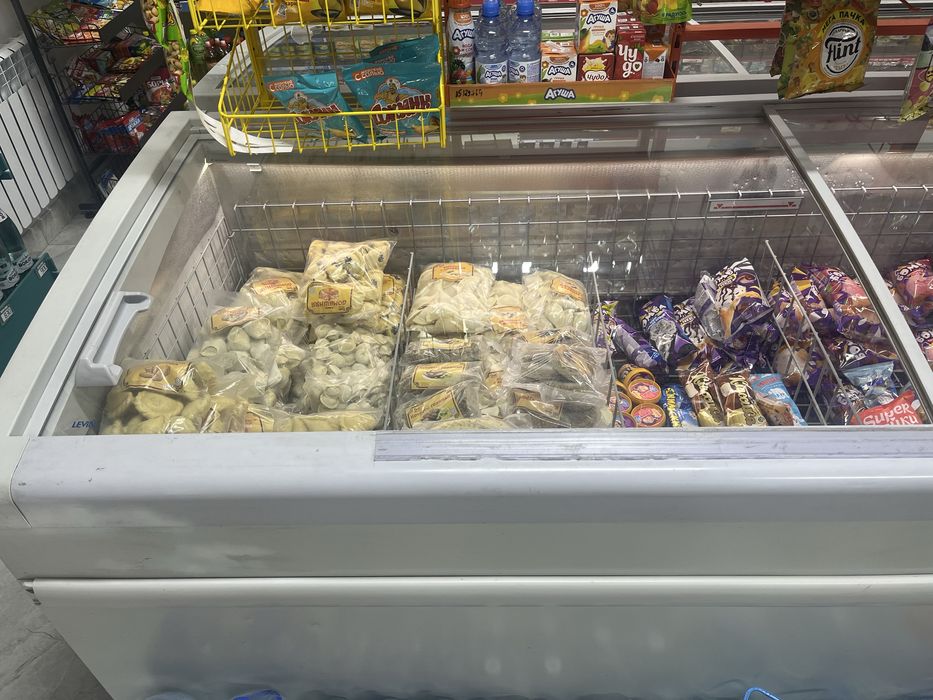 Витринный Холодильник