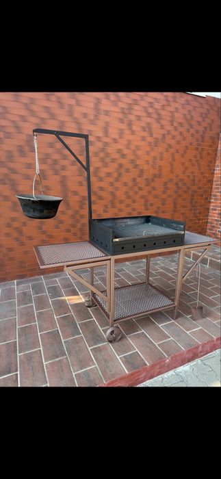 Gratar cu suport ceaun