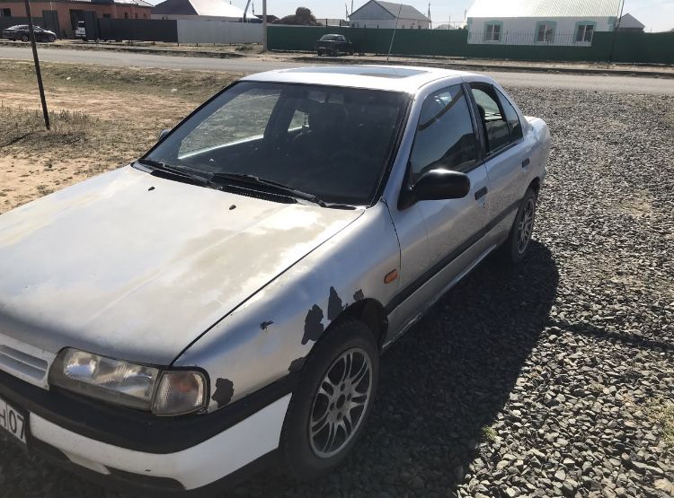 Nissan Primera 1994