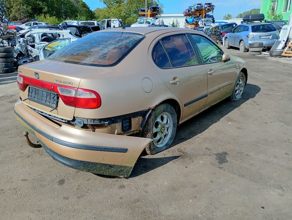 Dezmembrez Seat Toledo - 2 (1999 - 2006), 1.6 AUS, manual, AUS, ERT