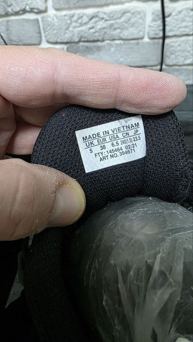 Оригинальные кроссы Salomon