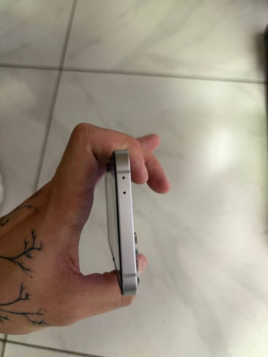 Продам телефон samsung z flip 6