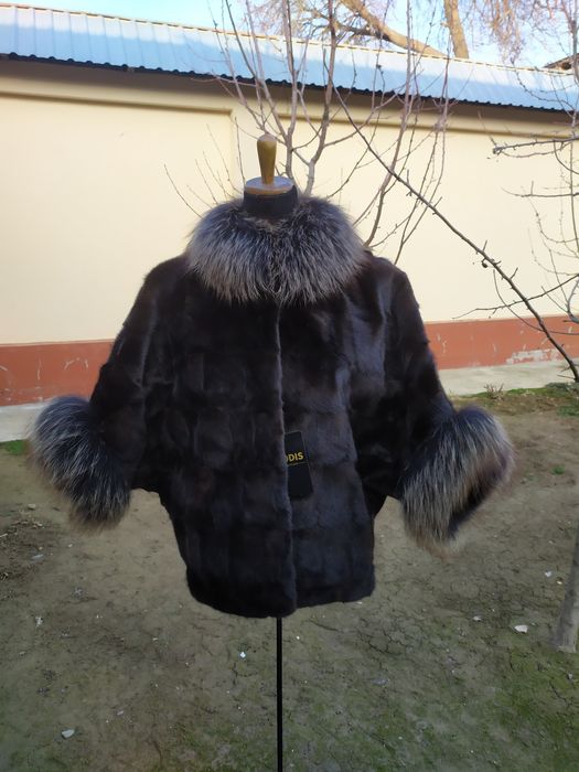 Шуба. Норка кусковой. Модель пончо. Цвет коричневый