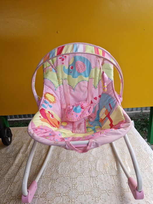 Продам кресло качалку