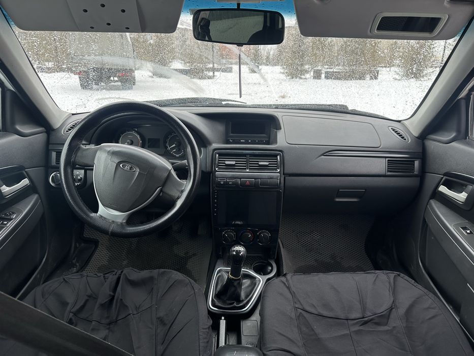 Продам Приору 2015гв