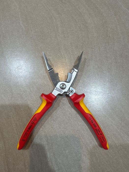 Knipex,  профессиональные электромонтажные клещи