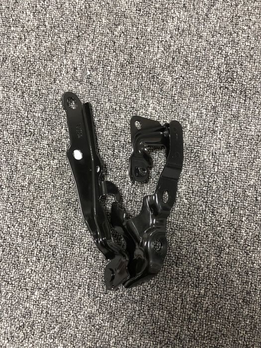 Петли капота Камри 40 45