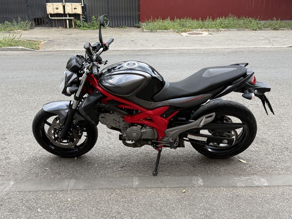Suzuki gladius 650 abs
