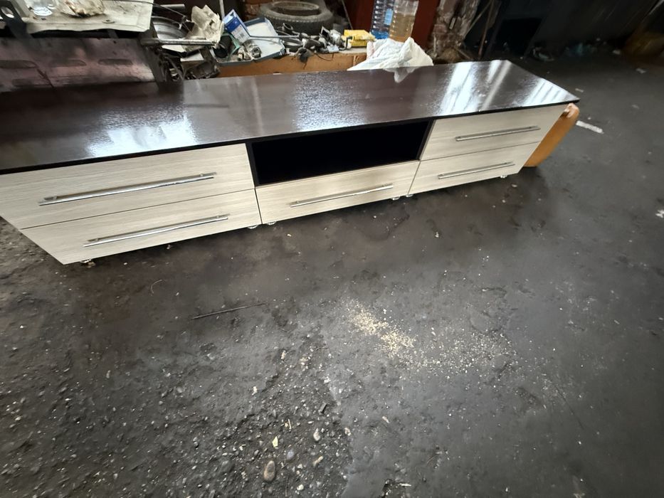 Comoda  televizor  living