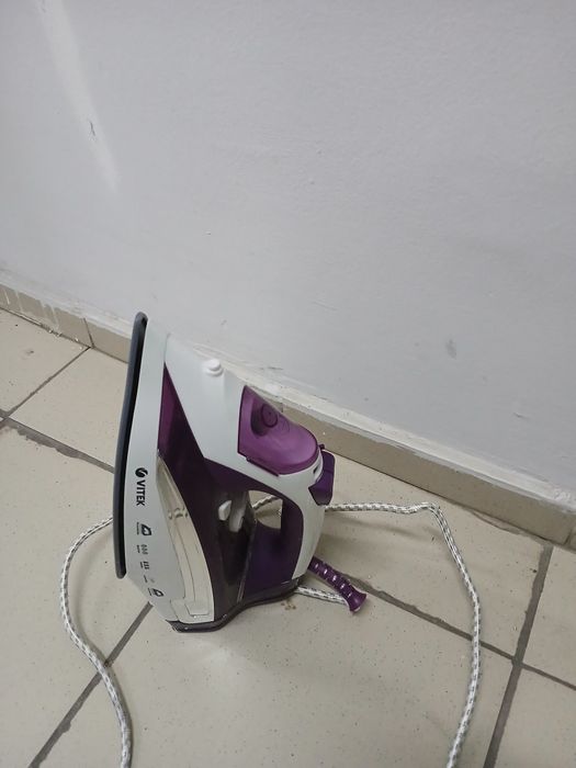 Продам автоаксессуары и утюг