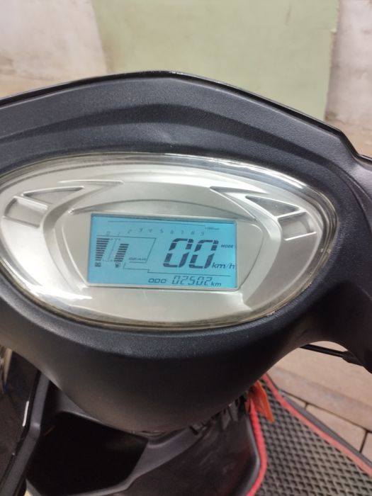 Продам скутер М8