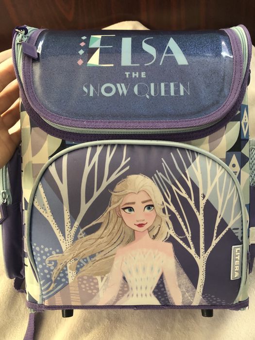 Penar si ghiozdan Elsa