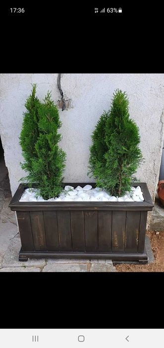 Дървени кашпи за цветя