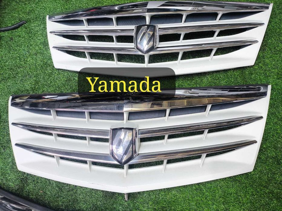 Решетка радиатора  оригинал