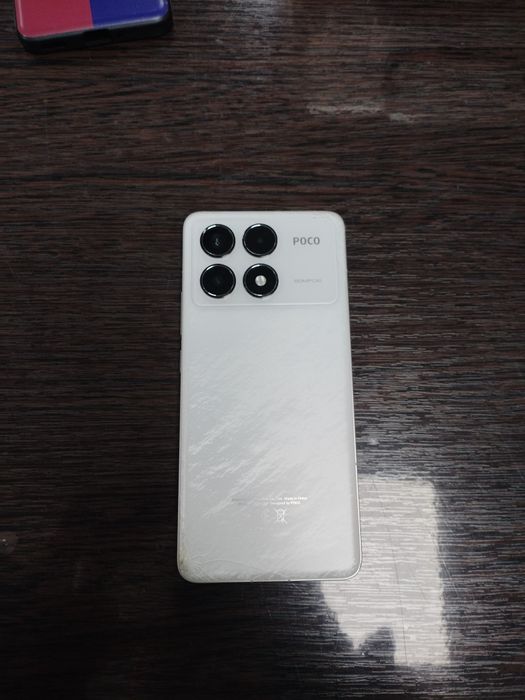 Продам смартфон Poco F 6 pro