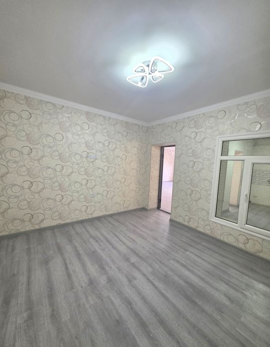 Кибрай тумани Хосилдор(Қизилту-1) маҳалласида 1,8 сот. 3 хона янги уй