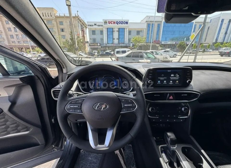 Sro'chna prodayotsya Hyundai Santafe 2020yil probeg 98.000 km eng full