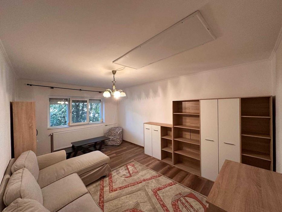 Apartament 2 camere de închiriat în Alfa