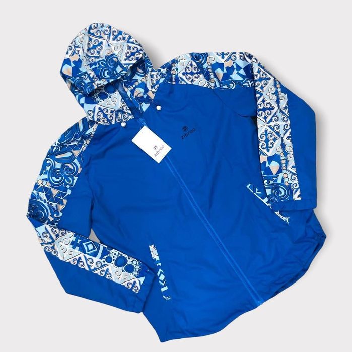 Ветрозащитная куртка