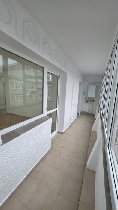 Apartament 3 camere decomandate Narcisa  str Republicii