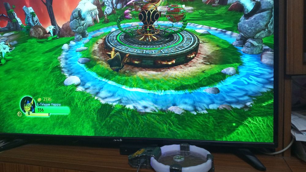 Skylanders чипове с герои, предмети и допълнителни нива