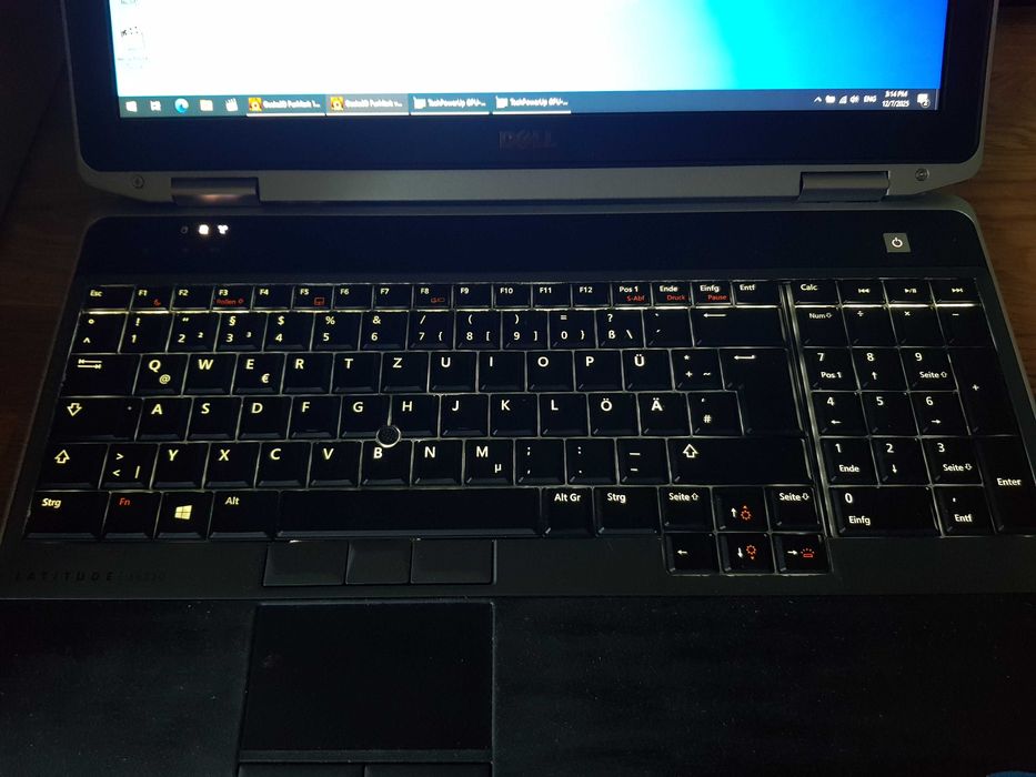 Dell Latitude E6530, retro gaming, 15,6", i5 3340M, 240G, baterie nouă
