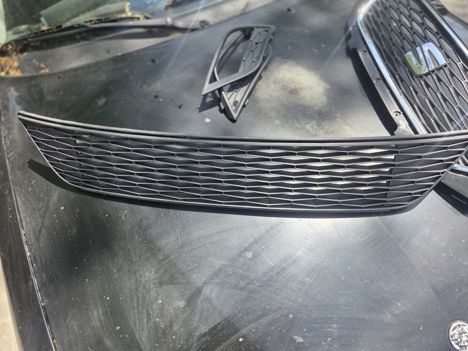 Grila si rame bara seat toledo 2013 2014 2015 2016 2017 2018 2019
