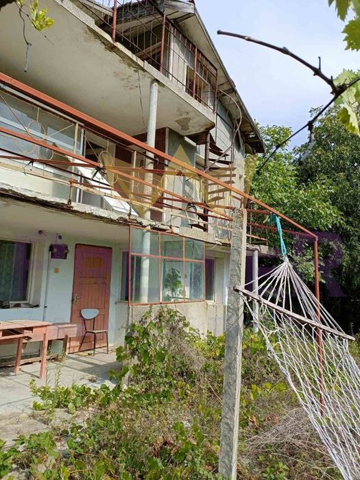 Къща в Варна, област-м-т Манастирски рид