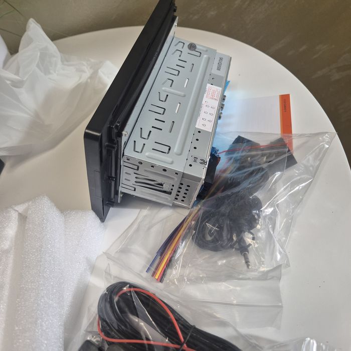 Топ Цена!9-инчовс HD LCD мултимедиа, плейър с камера за заден ход 1