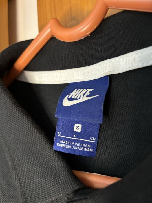 Tricou Nike cu Guler