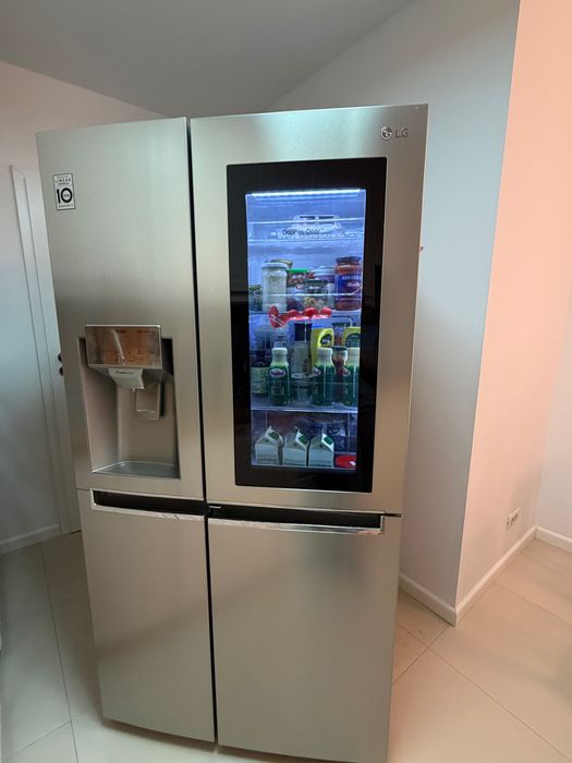 Frigider LG side by side