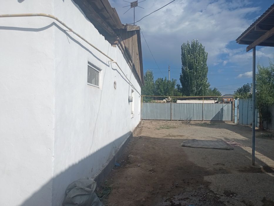 Тасбөгеттен 7бөлмелі уй сатылады