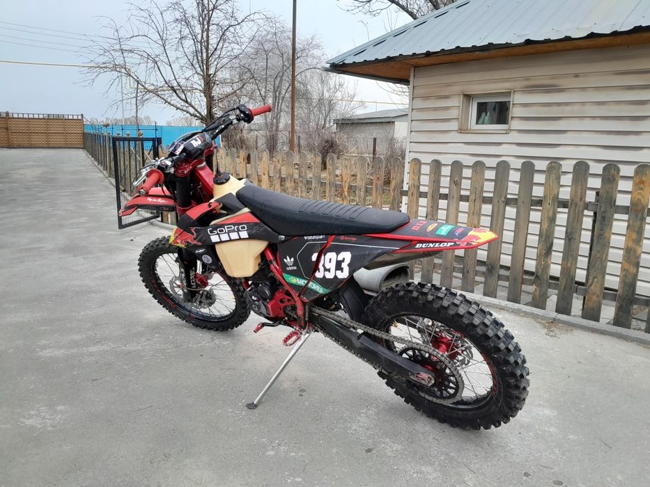 Продам эндуро-мотоцикл Aj1