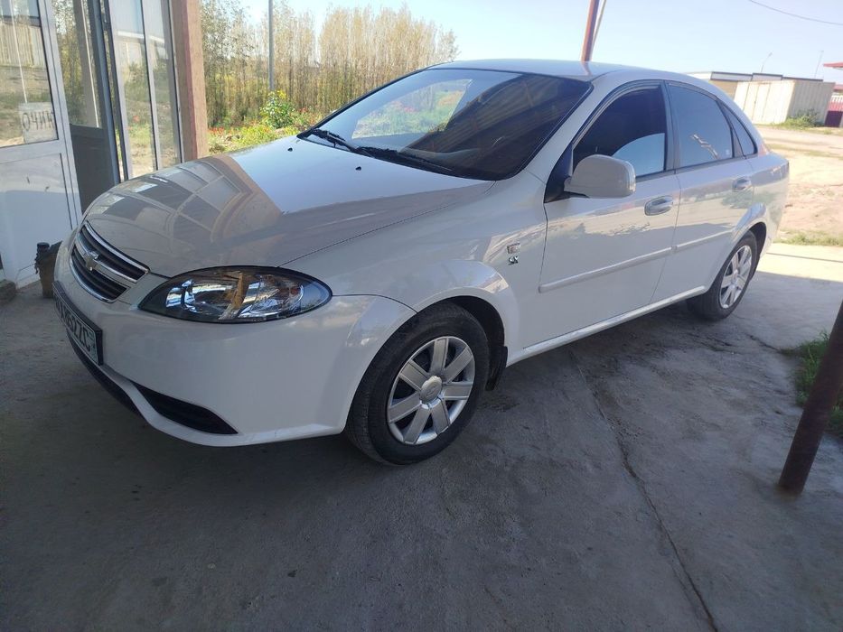Chevrolet Lacetti / Gentra 2023