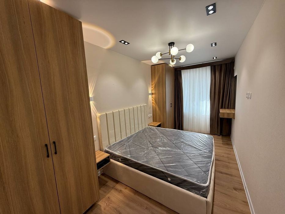 Улица Бобура! 2-комнатная 50м² с Мебелью/Техникой. Кирпич, 3 этаж.