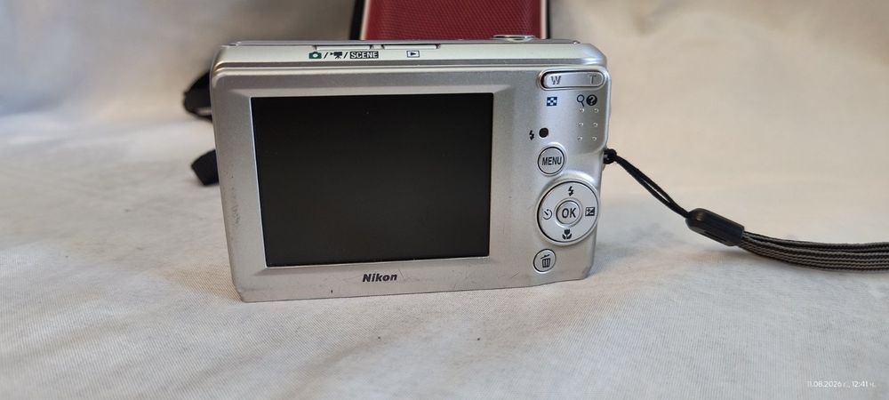 Фотоапарат Nikon Coolpix L19